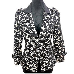 Diane Von Furstenberg 90’s Wool dress jacket blazer. 🖤🤍